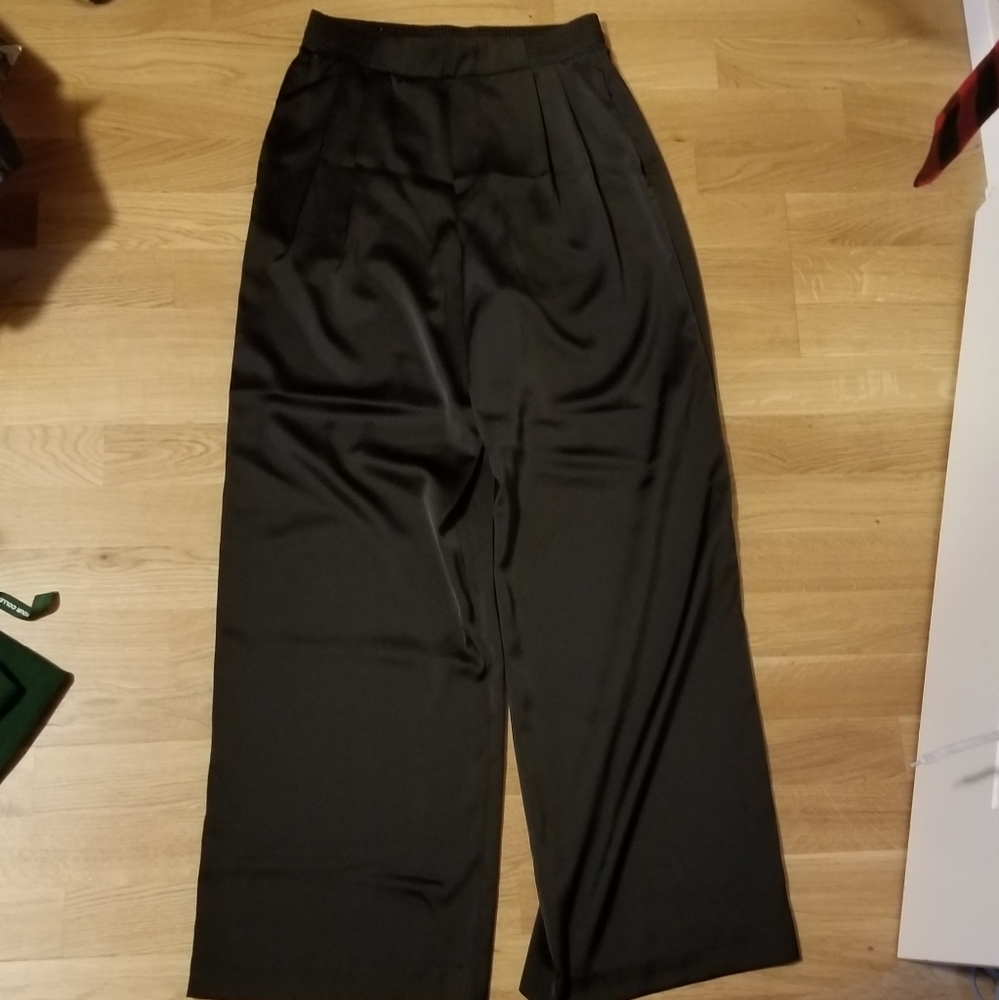 NWT Zara black, satin, wide-leg pants